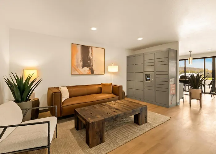 Hotel Livaway 3*