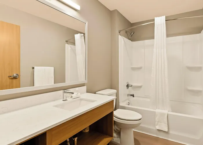 Hotel Livaway 3*